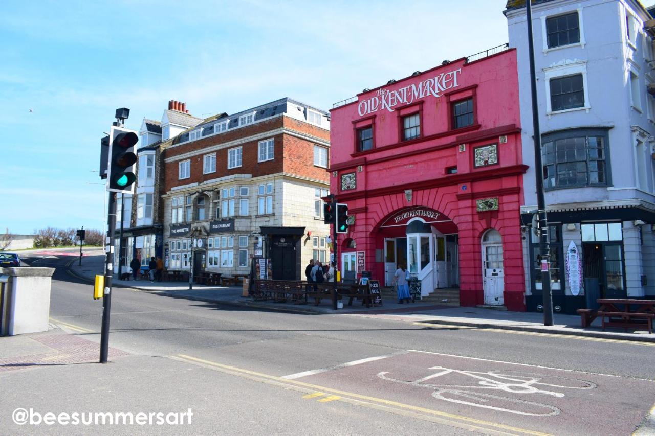 Captain'S Quarters - Stunning Sea Views Apartamento Margate Exterior foto
