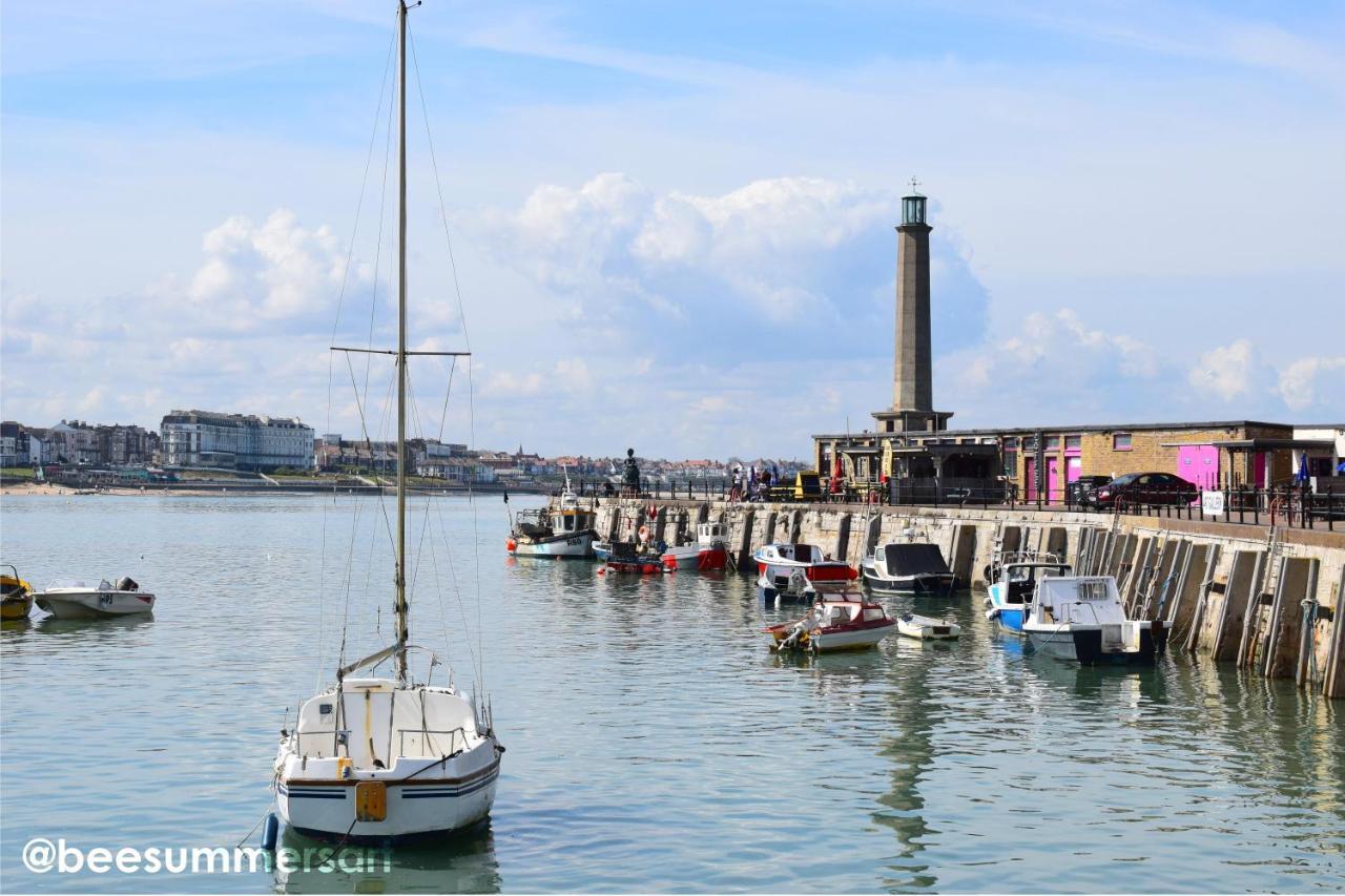 Captain'S Quarters - Stunning Sea Views Apartamento Margate Exterior foto