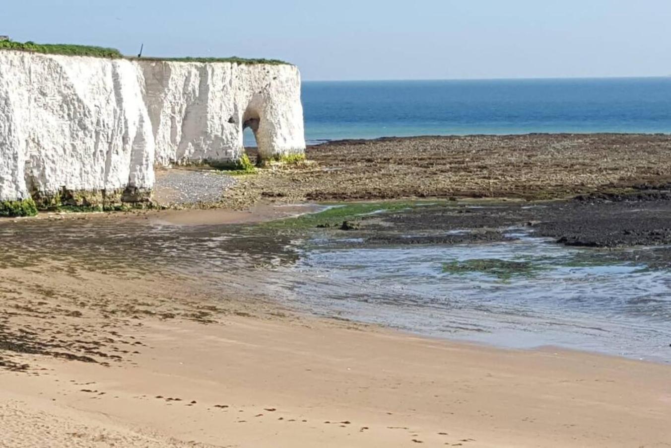 Captain'S Quarters - Stunning Sea Views Apartamento Margate Exterior foto